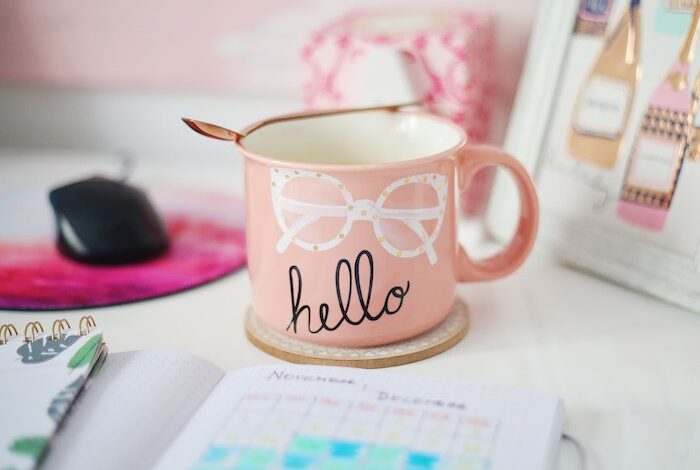 The Costly Mistake That’s Hurting Your Career Goals (& How To Avoid It) The Costly Mistake That’s Hurting Your Career Goals (& How To Avoid It)