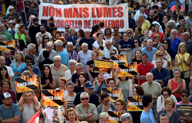 Spain’s Deadly Wildfires Ignite Political Blame Game Spain’s Deadly Wildfires Ignite Political Blame Game